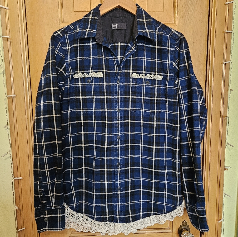 GAP, Size Small, Blue Plaid Shirt